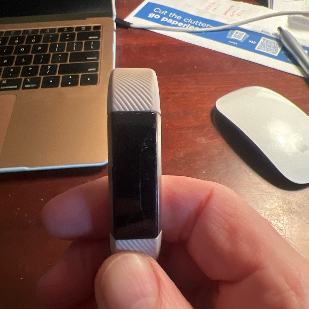 Fitbit - Picture 7 of 7